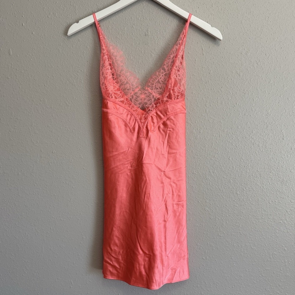 Victorias Secret Coral Melon Satin Lace Babydoll Slip Nightgown Chemise Size M